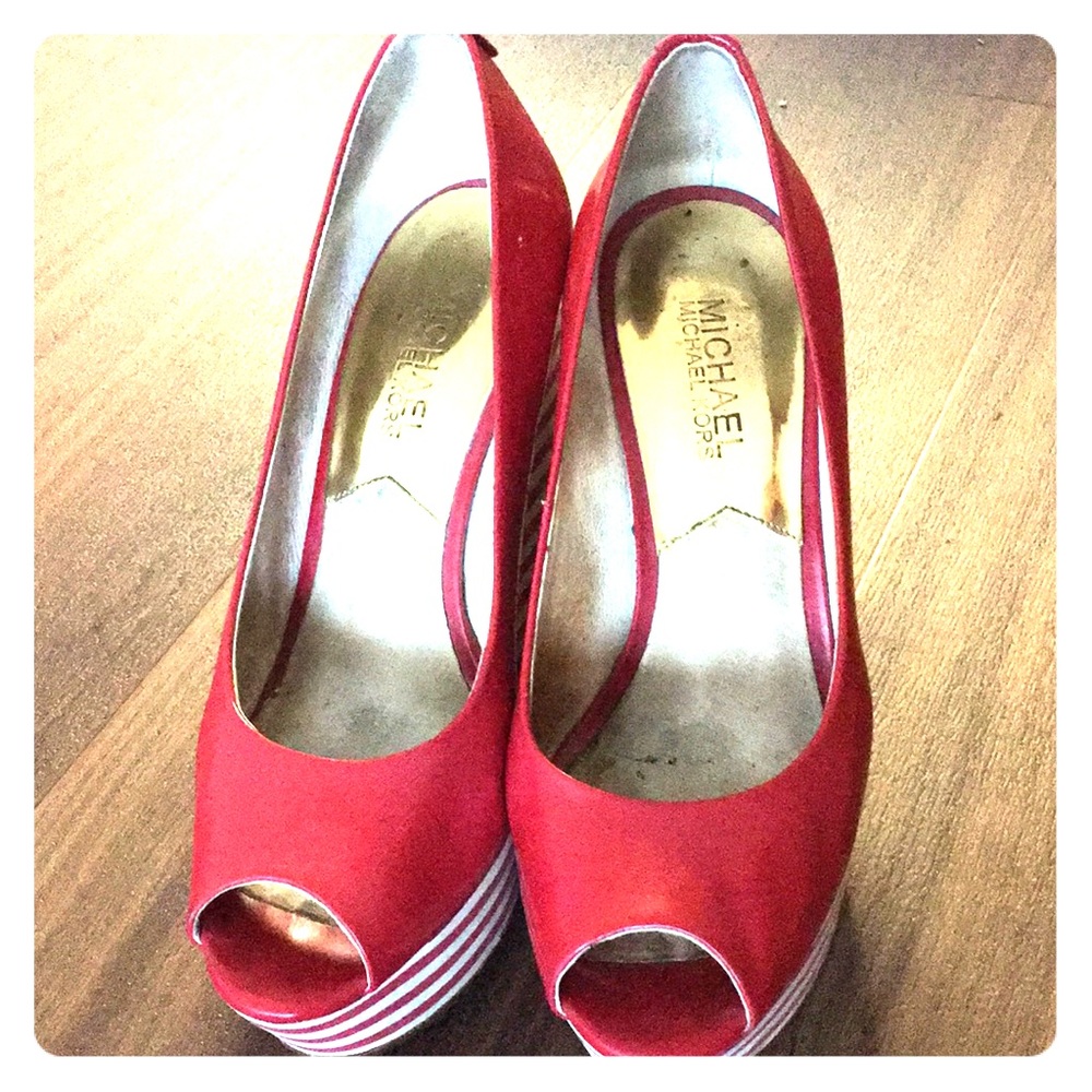 Michael Kors Red pumps
